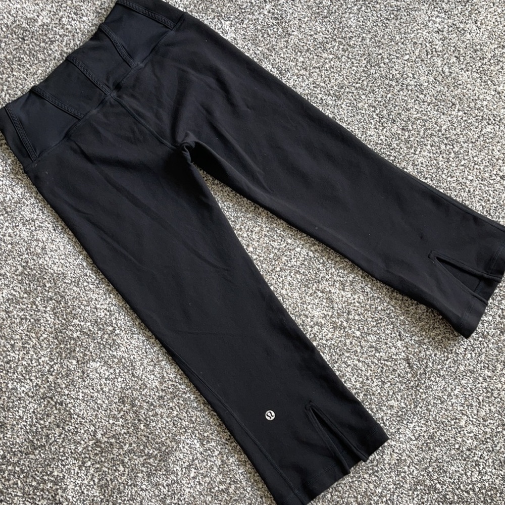Lululemon crop pants like new